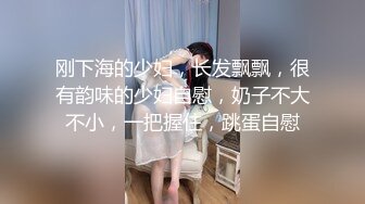 小青年平台私信约炮职业技校短发漂亮大学生妹子有点木讷不是特别主动但是BB可以随便抠又肏又抠配合也挺快活