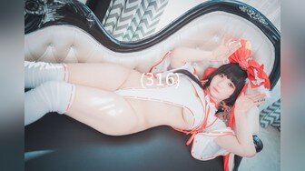 【新片速遞】  童颜巨乳-超飒美少女❤️-MIKO-❤️ 奶头比头还大，自慰喷水，快点干我，艹死我，潮喷地板一摊淫水，尿尿大放送10V！[2.17G/24:18]