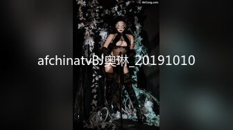 国产比女人还美的CD安德最新2019圣诞节Cospaly 与圣诞老人啪啪啪的激情一夜