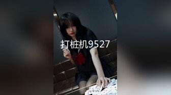 甜美颜值美少女！超级骚道具自慰！性感露背裙，翘起美臀摇摆，假屌跳蛋双管齐下，闭上眼睛很享受