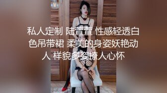 口味太重了这女郎性欲也太强了3个大鸡吧同时玩弄嘴里深喉后面操穴干菊花不过瘾双屌一起插