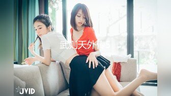 ❤️青春活力美少女❤️00后的小可爱已长大 小骚货被大屌疯狂抽插，翘起美腿插小穴，衣服来不及不脱直接插入小嫩穴！