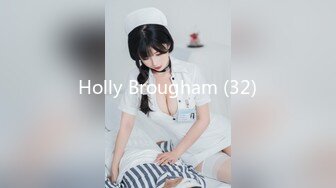 Holly Brougham (32)