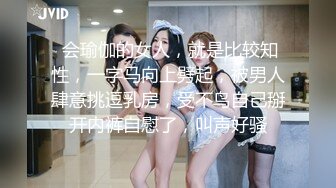 从事平面微电影拍摄的爆乳女神李X熙与土豪偷情自拍,说鸡巴很大啊,嘴巴都塞不住了,